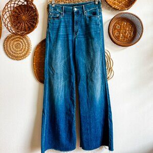 MOTHER DENIM THE ROLLER FRAY SIZE 27